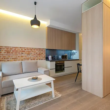 Deluxe River View By Polo Apartment