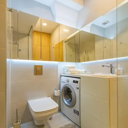 Deluxe River View By Polo Apartment Kaunas